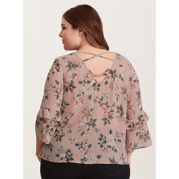 TORRID 0X FLORAL RUFFLE BELL SLEEVE STRAPPY BLOUSE - Picture 4 of 7